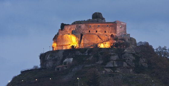 castiglione di sicilia castello2